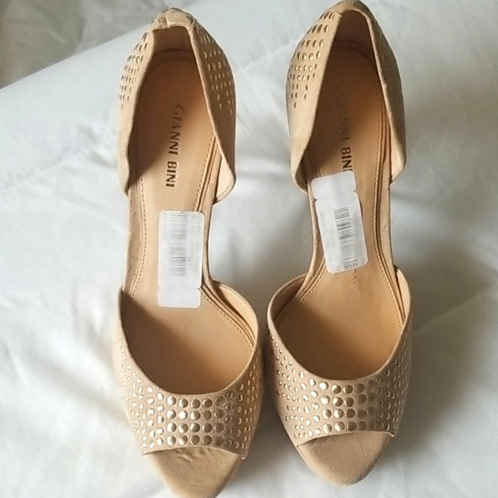 Gianni Bini Peeptoe Heel with Gold Studds